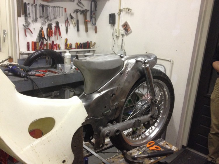 buitenkant alles laatste keer bij kloppen dan plamuren